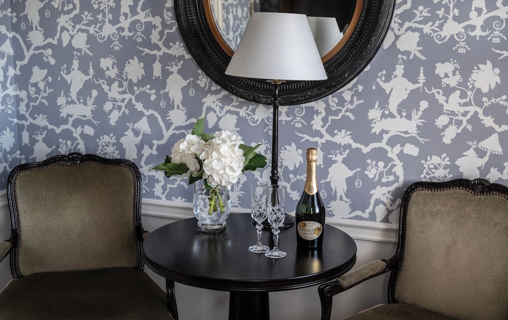 Suite estudio de lujo del hotel The Kensington. Foto 3