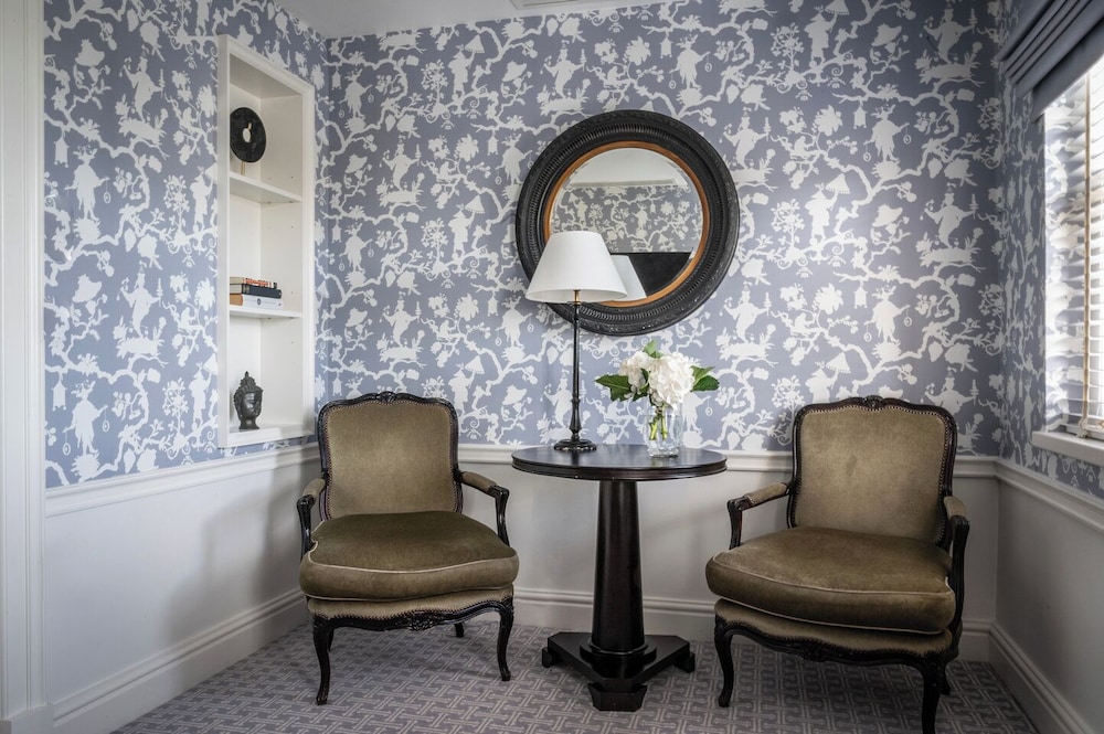 Suite estudio de lujo del hotel The Kensington. Foto 5