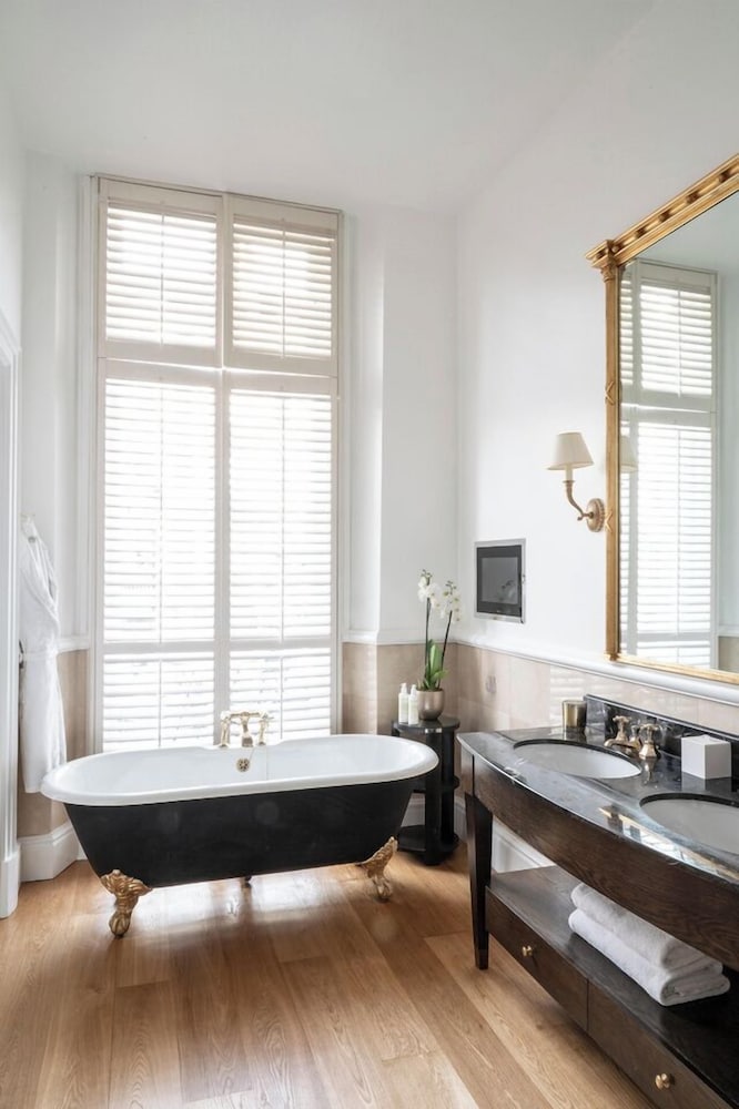 Suite estudio de lujo (1 Four Poster Bed) del hotel The Kensington. Foto 6