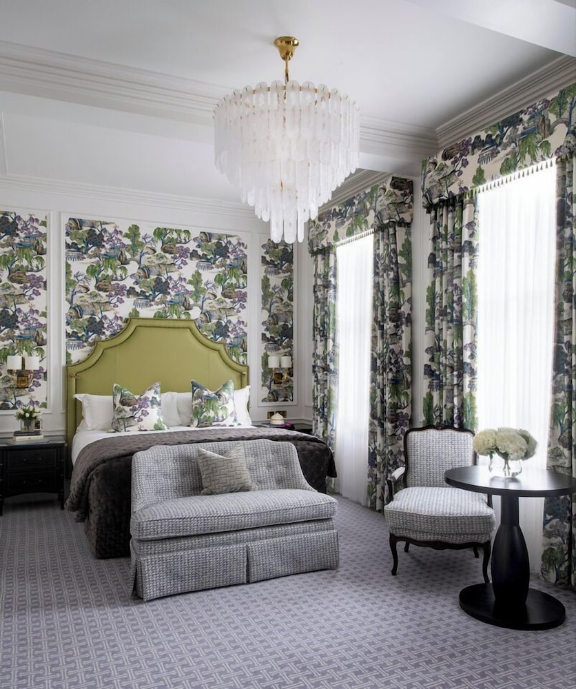 Suite de lujo, 1 cama de matrimonio grande del hotel The Kensington. Foto 5
