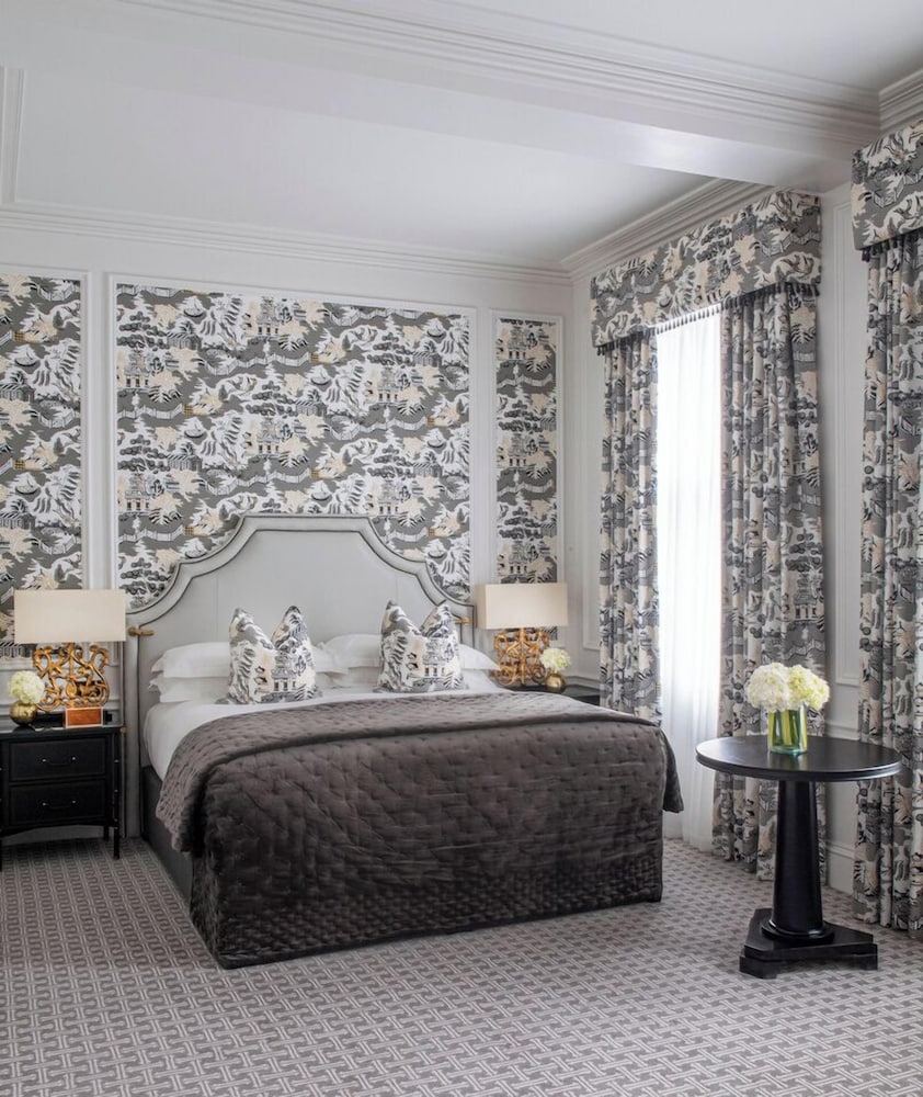 Suite de lujo, 1 cama de matrimonio grande del hotel The Kensington. Foto 7