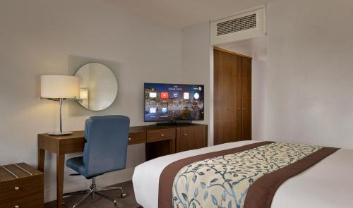 Habitación Doble Estándar del hotel The Tower, by Thistle. Foto 2