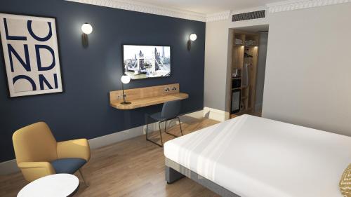 Habitación Superior con cama extragrande del hotel The Tower, by Thistle. Foto 2
