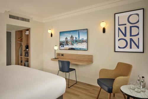 Habitación Superior con cama extragrande del hotel The Tower, by Thistle