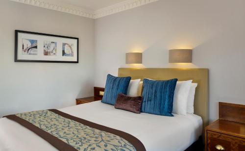 Habitación Doble Estándar con vistas limitadas del hotel The Tower, by Thistle. Foto 1