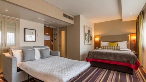 Habitación Familiar del hotel The Tower, by Thistle. Foto 2