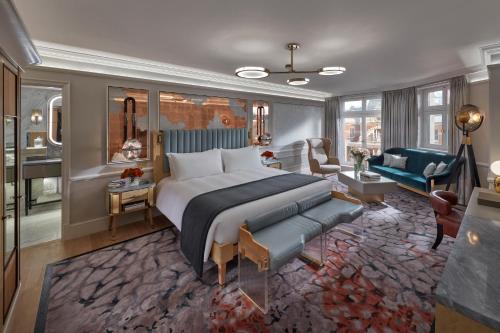 Suite Lujo 1 Cama king del hotel Mandarin Oriental Hyde Park, London. Foto 2