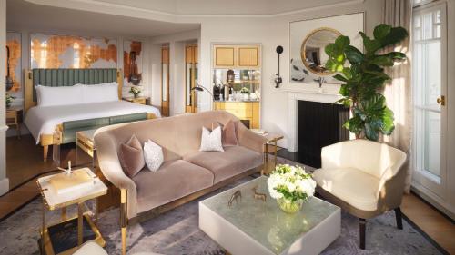 Suite Turret del hotel Mandarin Oriental Hyde Park, London. Foto 2