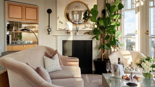 Suite Turret del hotel Mandarin Oriental Hyde Park, London. Foto 3