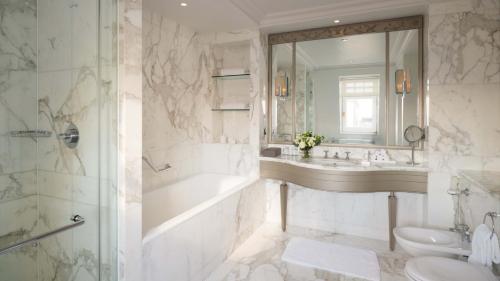 Suite Turret del hotel Mandarin Oriental Hyde Park, London. Foto 4