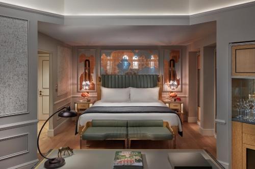 Suite Turret del hotel Mandarin Oriental Hyde Park, London. Foto 8