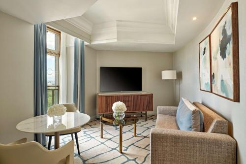 Suite Executive Mayfair con acceso al salón del hotel London Hilton On Park Lane