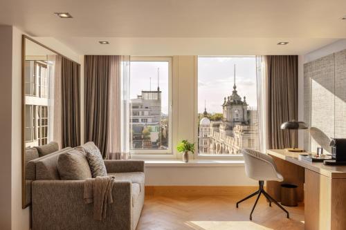 Estudio Royal Deluxe del hotel Royal Garden. Foto 4