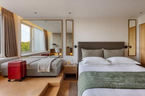 Jardín Deluxe del hotel Royal Garden. Foto 4