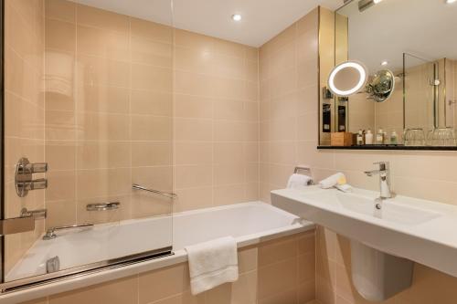 Doble Real del hotel Royal Garden. Foto 2