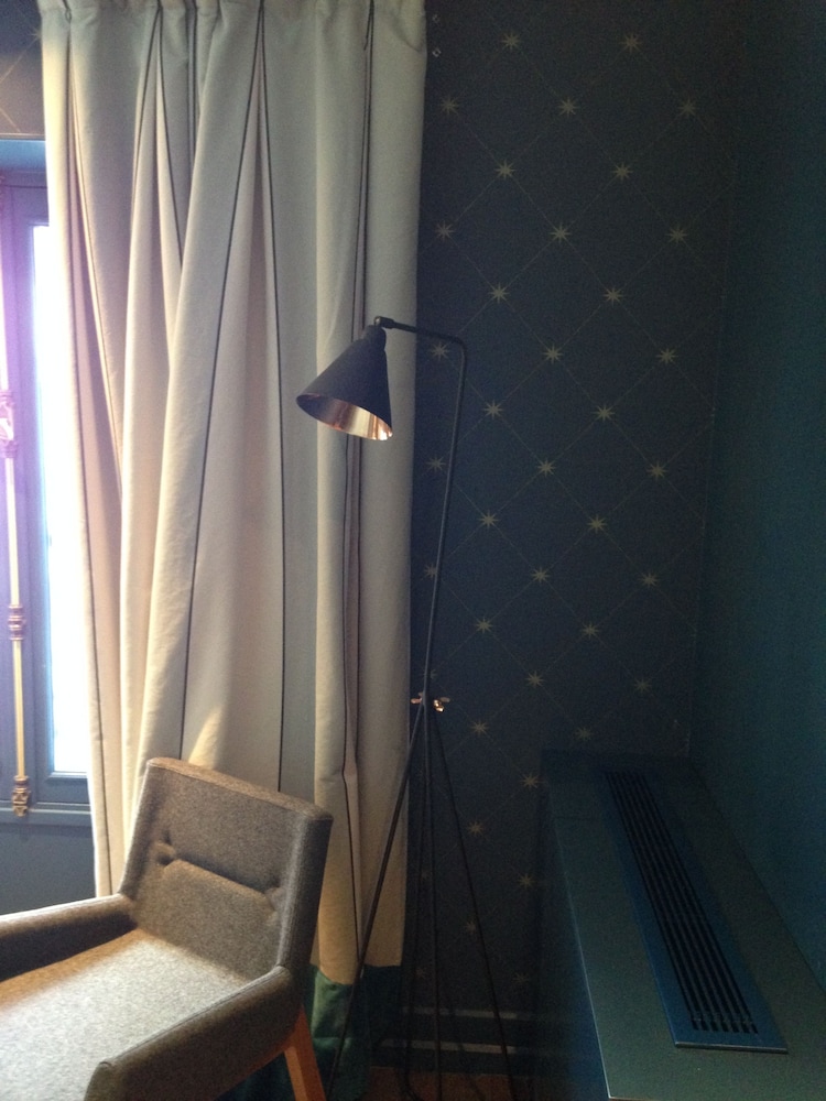Habitación ejecutiva del hotel Monsieur Cadet and Spa. Foto 2