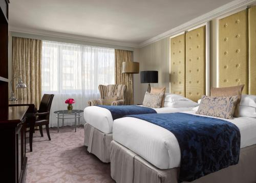 Habitación Clásica con cama extragrande del hotel Intercontinental London Park Lane, An Ihg. Foto 1