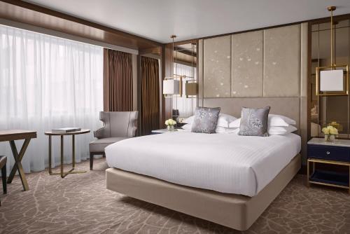 Habitación acogedora con cama extragrande - Planta Mayfair del hotel Intercontinental London Park Lane, An Ihg. Foto 2