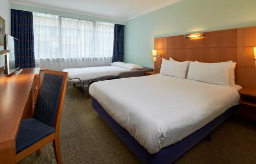Habitación Doble Estándar con sofá cama del hotel Holiday Inn London-bloomsbury , By Ihg