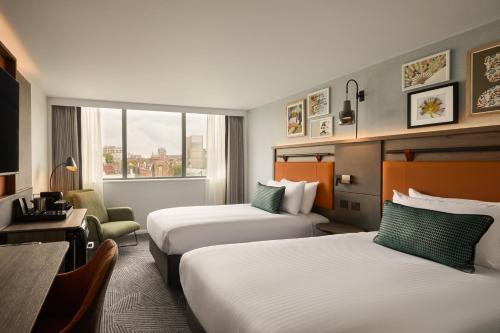 Habitación Doble Premium - 2 camas del hotel Holiday Inn London-bloomsbury , By Ihg. Foto 1