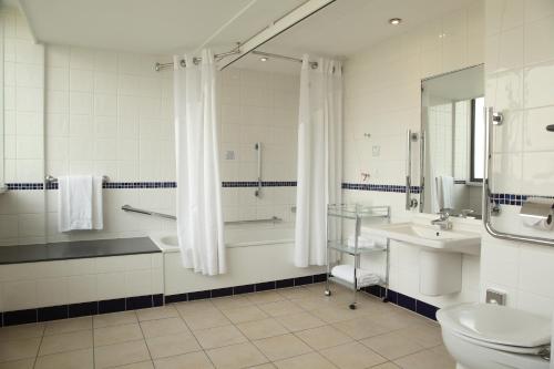 Habitación Doble Estándar - Adaptada para personas con discapacidad del hotel Holiday Inn London-bloomsbury , By Ihg