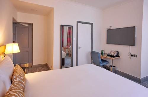 Habitación Doble Estándar del hotel Thistle Bloomsbury Park. Foto 1