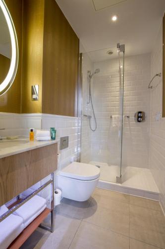 Habitación con vistas - Cama grande del hotel Hilton London Hyde Park. Foto 4