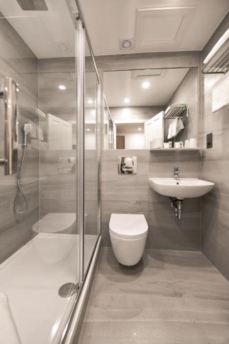 Suite Junior del hotel Park Avenue Bayswater Inn Hyde Park. Foto 8