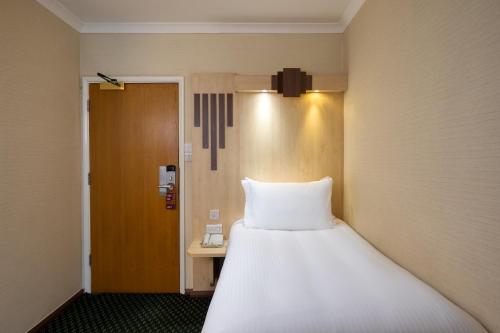 Habitación Individual del hotel Tavistock. Foto 3