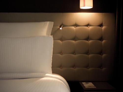 Habitación Superior con sofá - cama extragrande del hotel Pullman London St Pancras. Foto 9