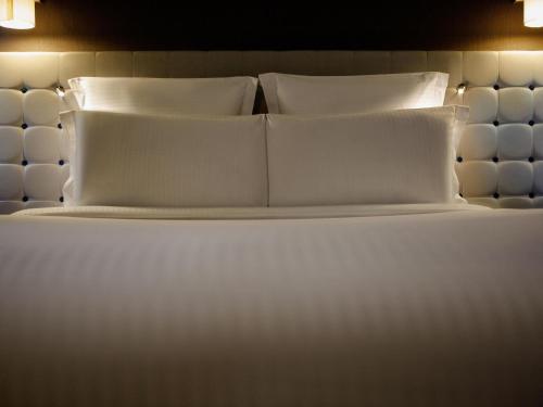 Habitación Superior con sofá - cama extragrande del hotel Pullman London St Pancras. Foto 21