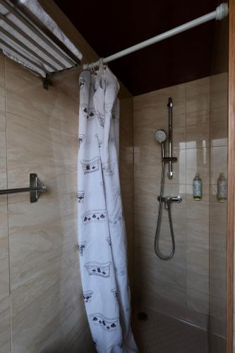 Habitación Individual del hotel Hipotel Paris Voltaire Bastille. Foto 1