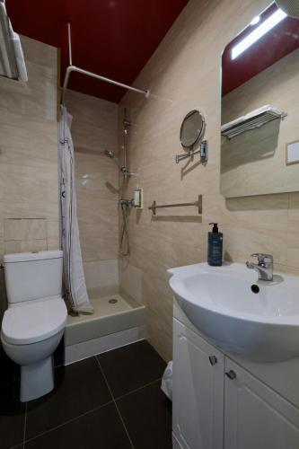 Habitación Individual del hotel Hipotel Paris Voltaire Bastille. Foto 2
