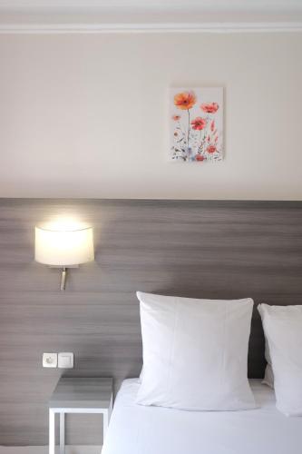 Habitación Doble del hotel Hipotel Paris Voltaire Bastille. Foto 7