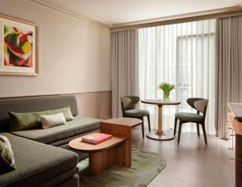 Montcalm King Suite with Sofa Bed del hotel Montcalm Mayfair, Autograph Collection. Foto 1