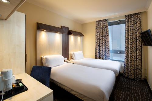 Habitación para Dos Personas del hotel Royal National. Foto 3