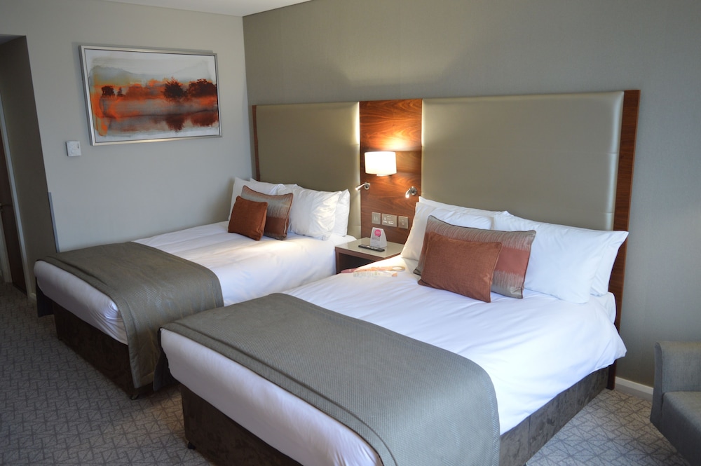 Habitación estándar, 2 camas dobles (mini nevera) del hotel Crowne Plaza London - Docklands, An Ihg. Foto 2