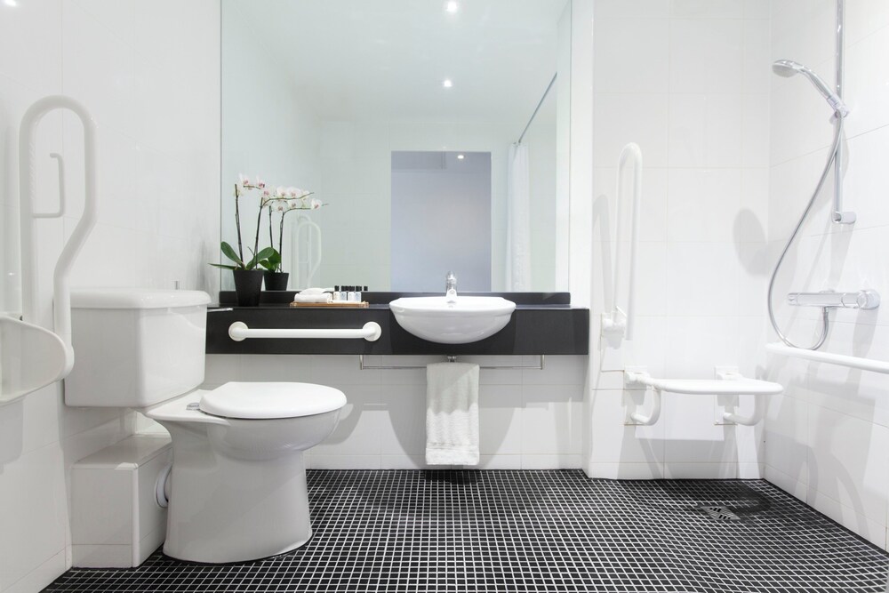 Habitación estándar, 1 cama doble, accesible para personas con discapacidad del hotel Crowne Plaza London - Docklands, An Ihg
