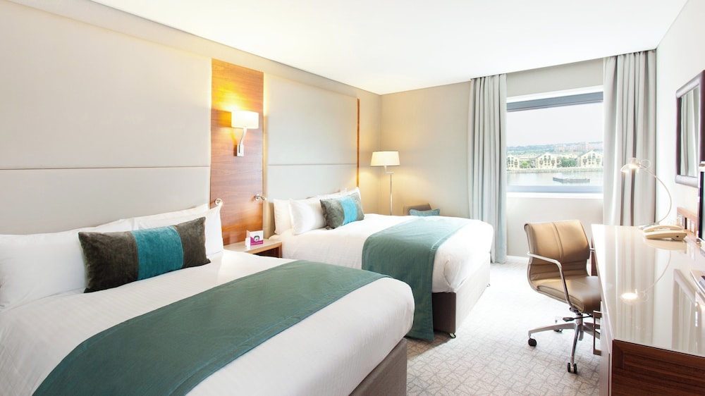 Habitación estándar, 2 camas dobles del hotel Crowne Plaza London - Docklands, An Ihg. Foto 11