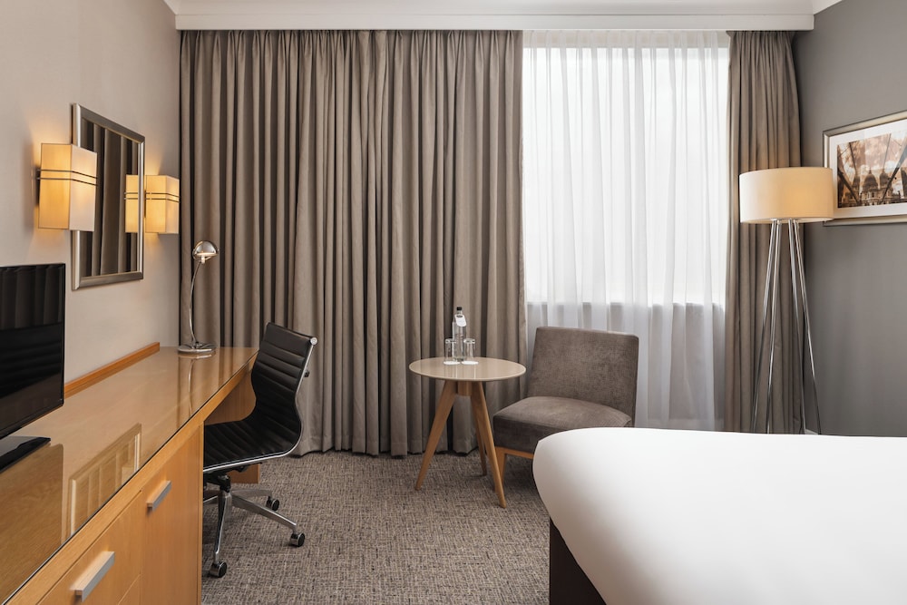 Habitación estándar, 1 cama de matrimonio (Walk - In Shower) del hotel Crowne Plaza London Ealing, An Ihg
