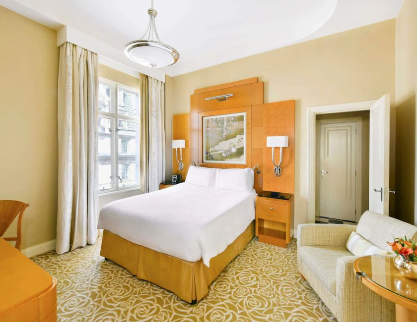 Habitación superior, 1 cama de matrimonio (290sf, 27sm) del hotel The Savoy