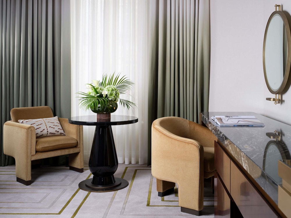 Suite, 1 habitación (581sf, 54sm) del hotel The Savoy. Foto 2