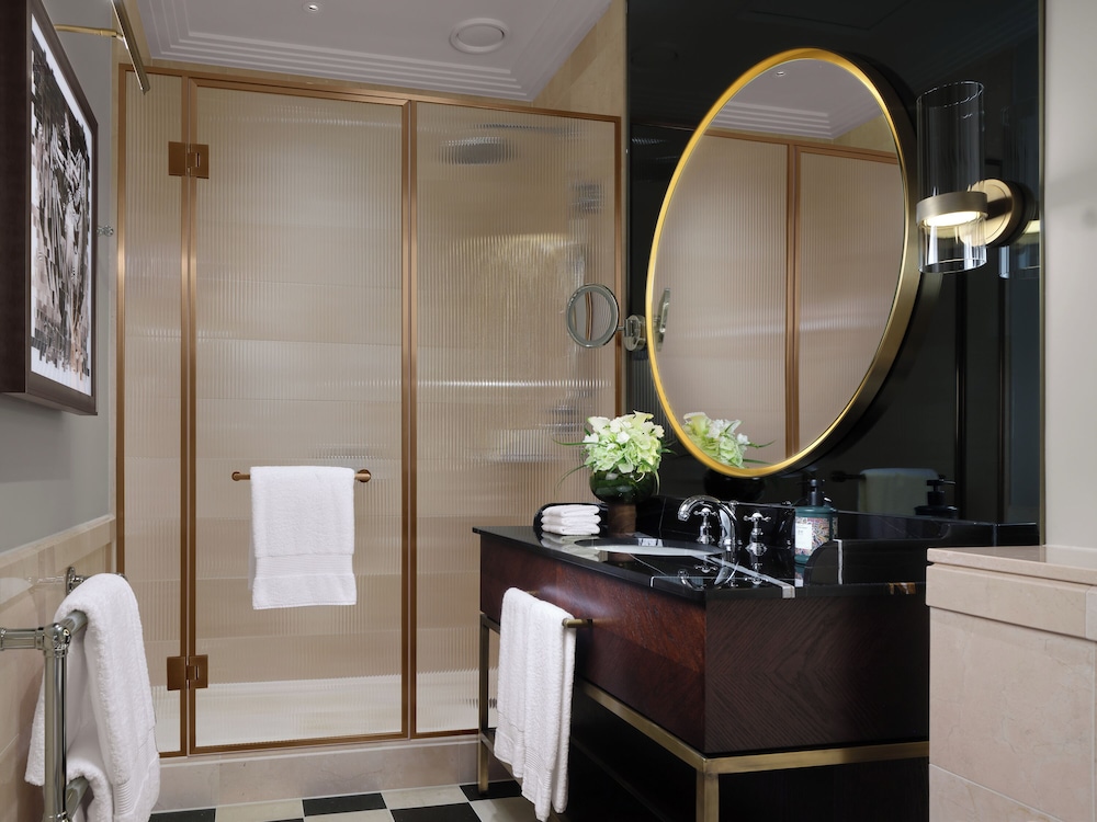 Habitación superior, 1 cama de matrimonio (290sf, 27sm) del hotel The Savoy