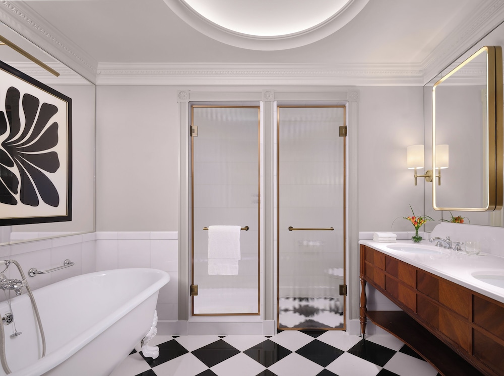 Suite, 2 habitaciones, terraza (1313sf, 122s) del hotel The Savoy. Foto 3