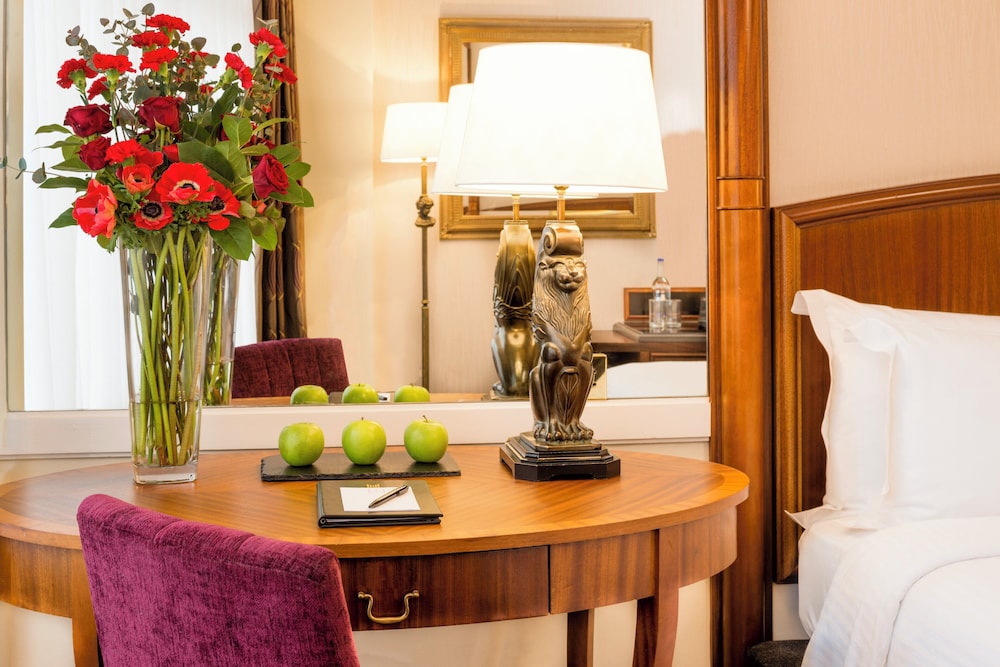 Habitación Club doble del hotel Millennium London Knightsbridge. Foto 3