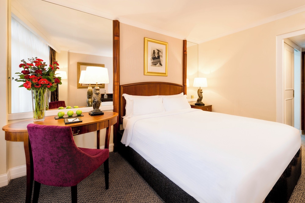 Habitación Club doble del hotel Millennium London Knightsbridge. Foto 6