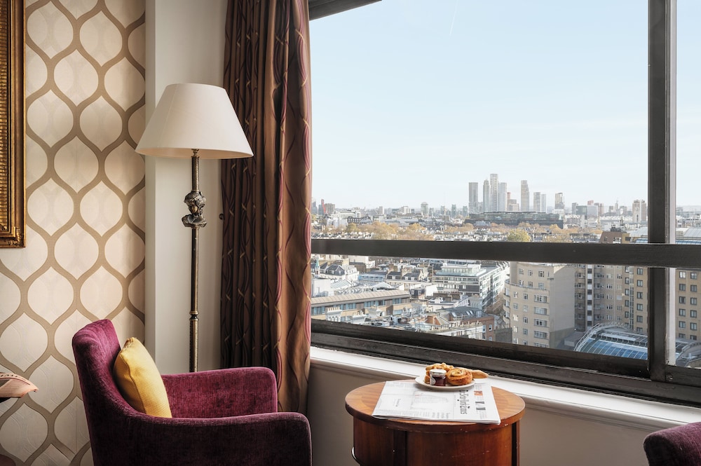 Habitación superior con 2 camas individuales del hotel Millennium London Knightsbridge. Foto 8