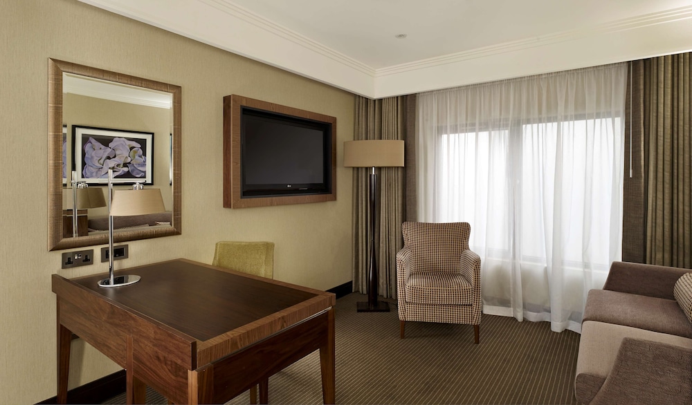 Suite junior, 1 cama de matrimonio grande del hotel Doubletree By Hilton London Victoria. Foto 1