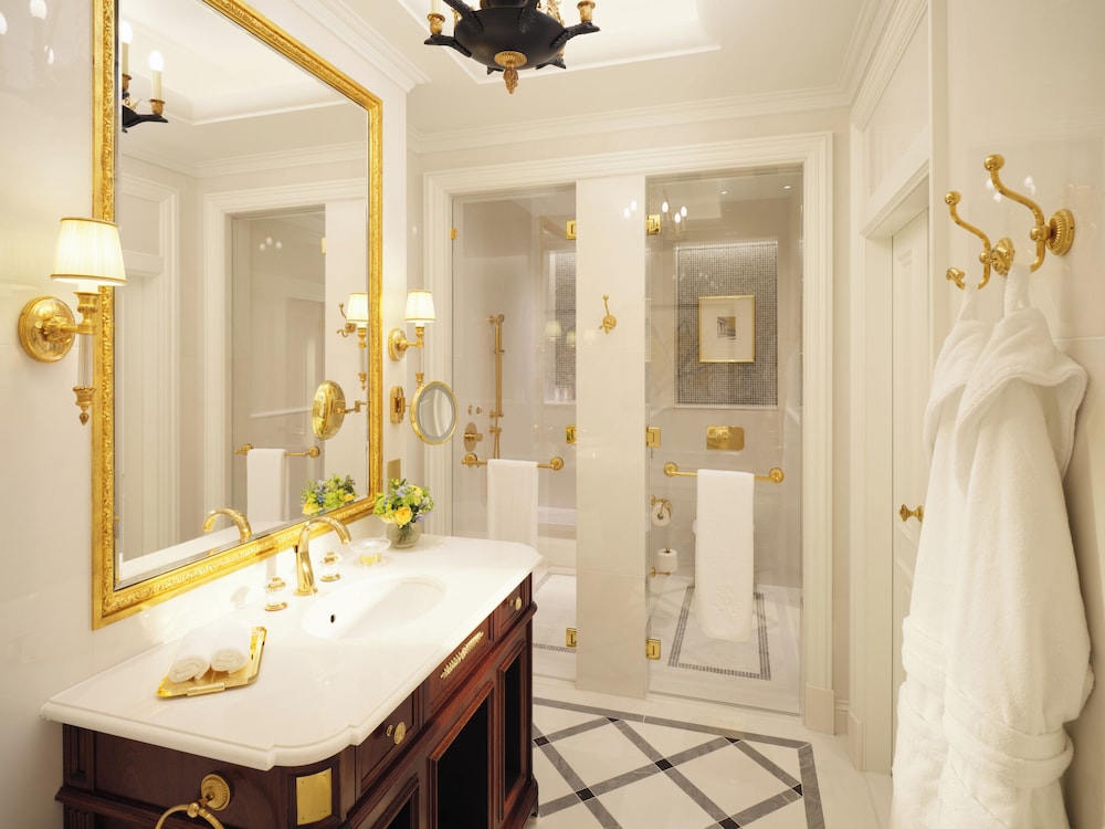 Habitación Deluxe del hotel The Ritz London. Foto 4