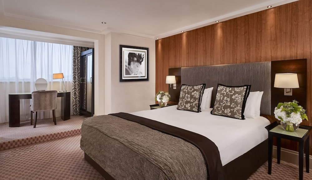 Ático ejecutivo, 1 cama de matrimonio grande con sofá cama (Penthouse King Suite) del hotel THE CAVENDISH. Foto 2